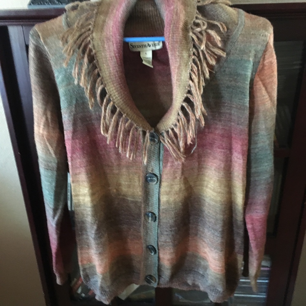 Seventh Avenue Fringed collar Sweater.